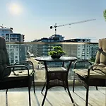 Apartment Heaven Infinity Sunset Pool & Navodari