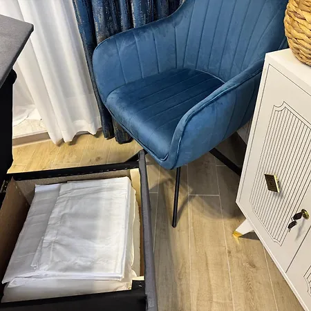 Heaven Infinity Sunset Pool & Apartment