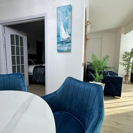 Apartment Heaven Infinity Sunset Pool & *