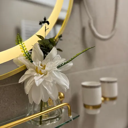 Heaven Infinity Sunset Pool &