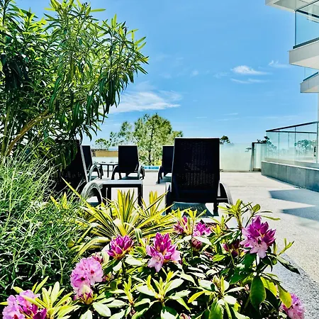 Heaven Infinity Sunset Pool & Navodari