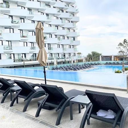Апартаменты Heaven Infinity Sunset Pool &
