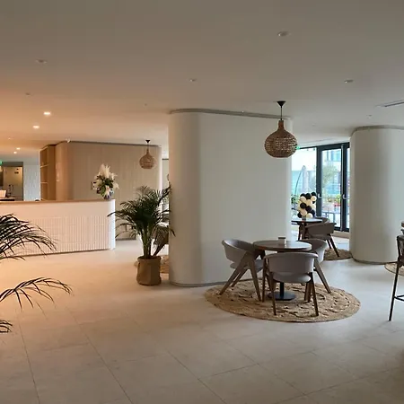 Heaven Infinity Sunset Pool & *