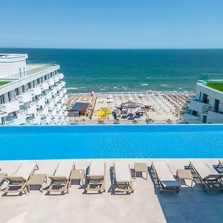 Heaven Infinity Sunset Pool &