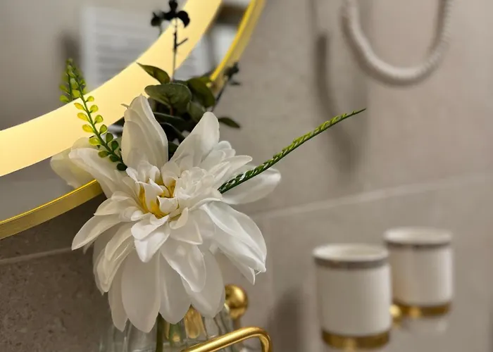 Heaven Infinity Sunset Pool &