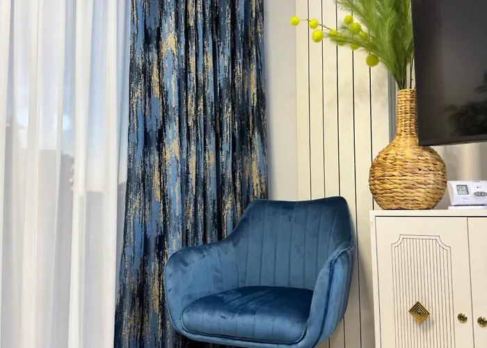 Heaven Infinity Sunset Pool & Năvodari