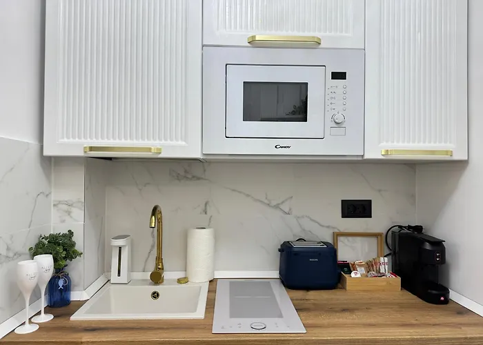 Heaven Infinity Sunset Pool & Appartement Năvodari