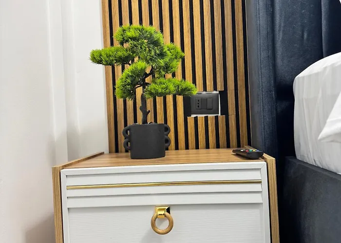 Heaven Infinity Sunset Pool & * Năvodari